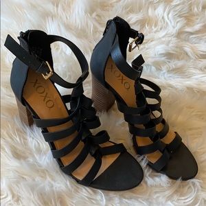 NWOT Black strap sandals.